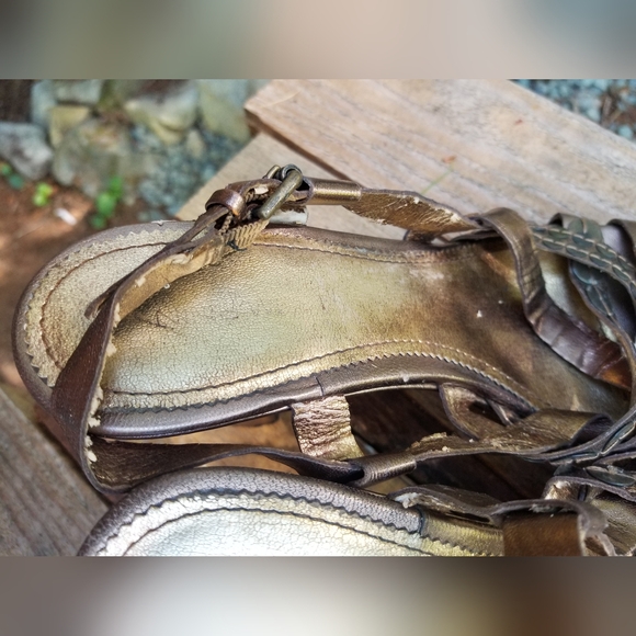 Size 9.5 Nine West high Heel platform shoes sandles Gold Bronze Ladies straps - Picture 3 of 8